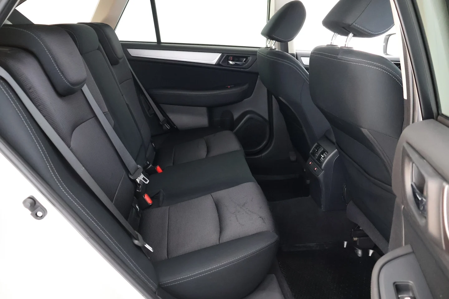 Car Image - 1YqIlmBf19Z0kYmFWwnVRl