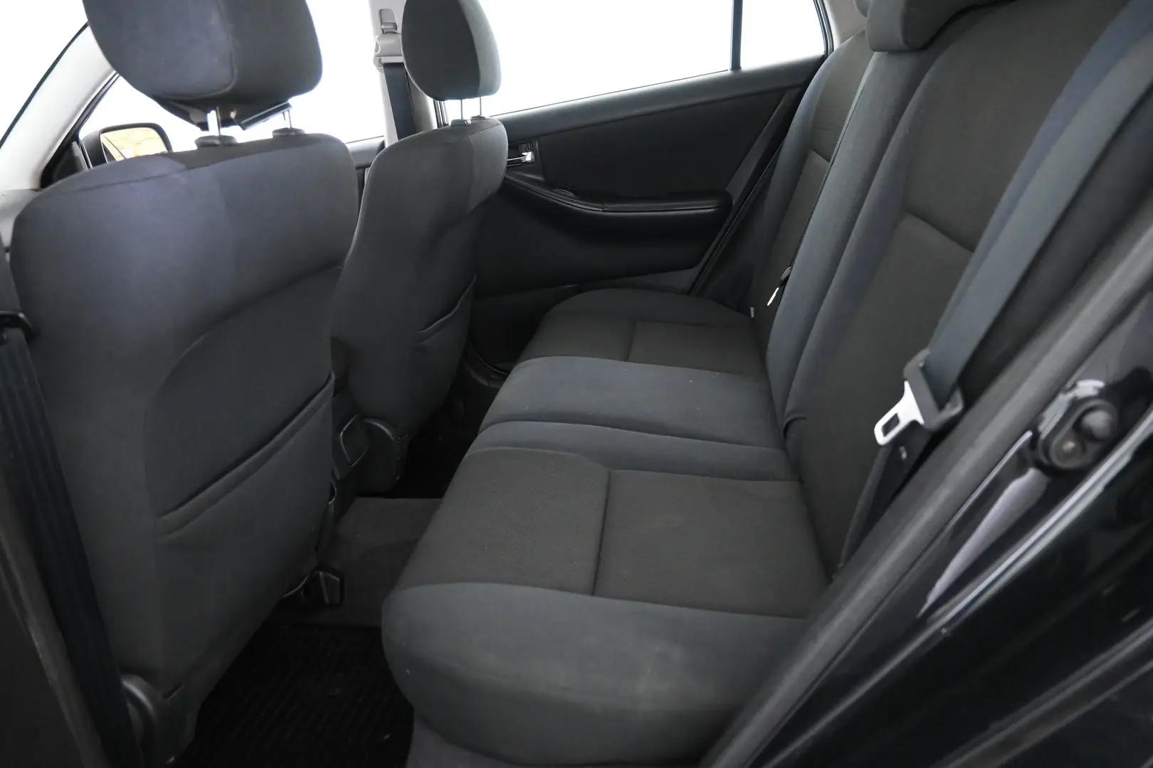 Car Image - 3NEEsG9HoXrzNXrJG4svRc