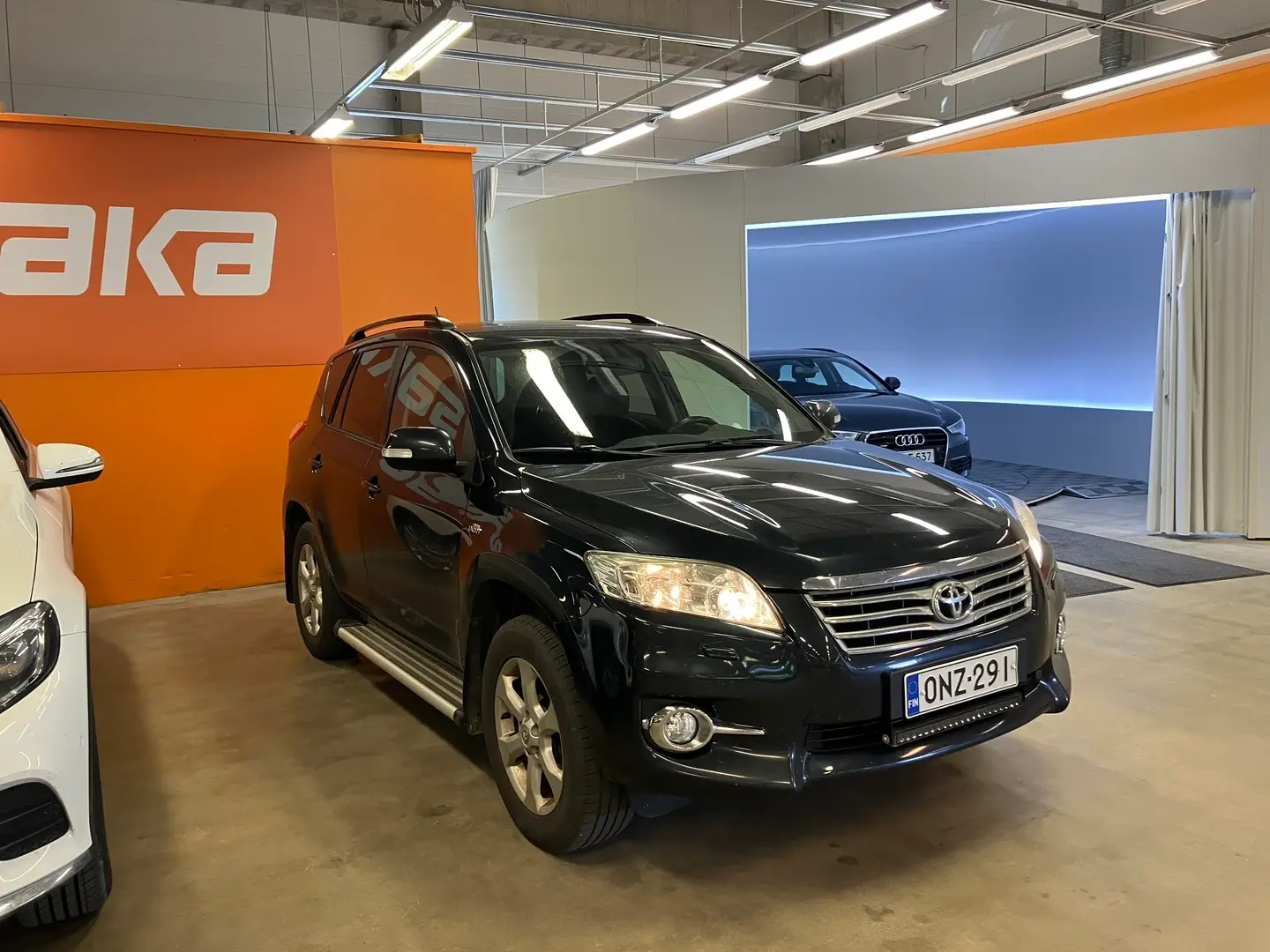 Car Image - 7zWKD9fLEp3yKhpop6OXnN