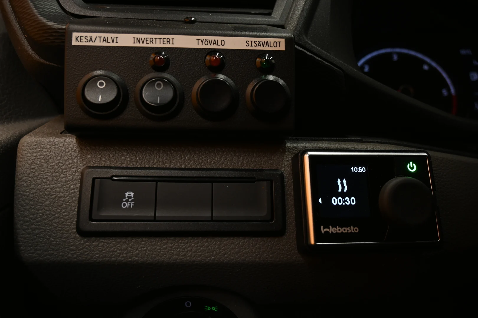 Car Image - 7dnpZ8DwzK8k4fdQISq59Z