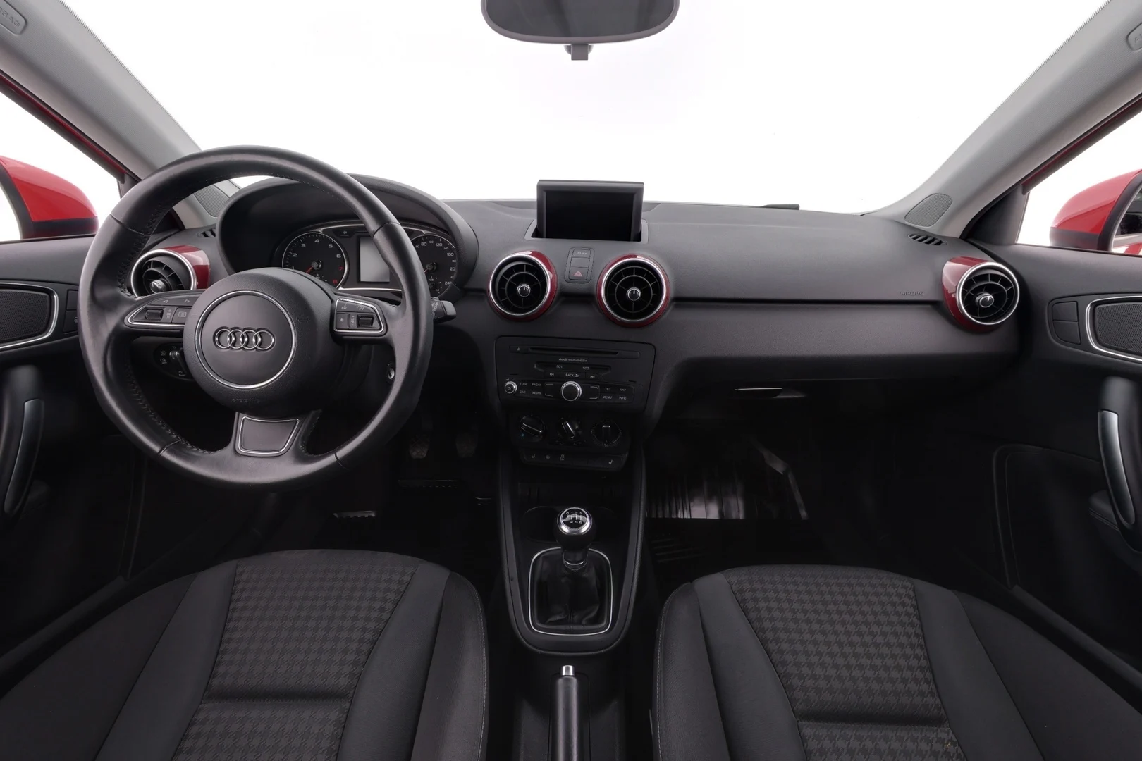 Car Image - 3ybquRTLX2IHJWzVp8mDhz