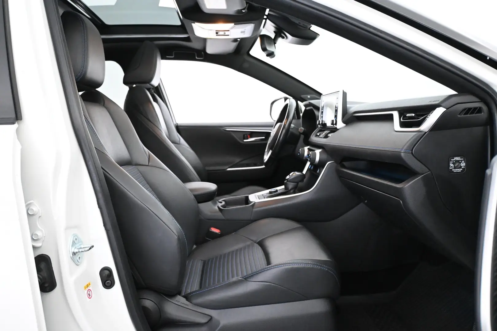 Car Image - 5ttHdX0whO6d6u9RK33l3F