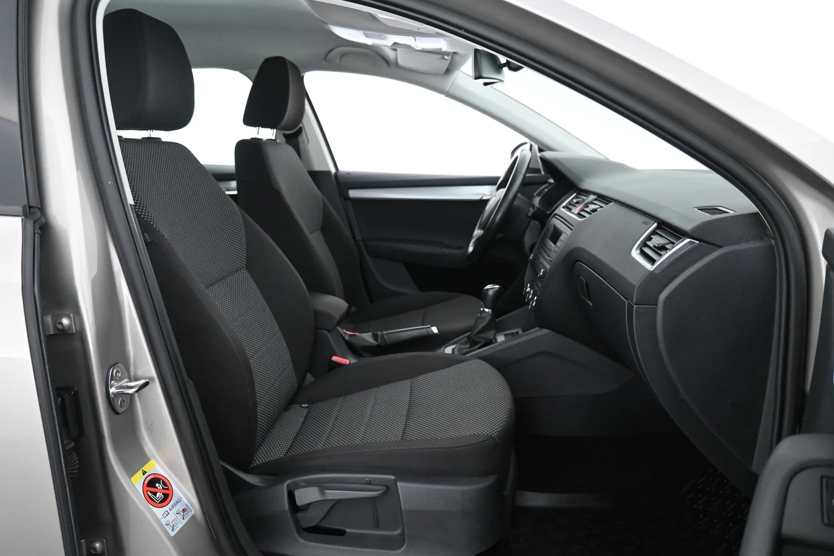 Car Image - 6yMxWjX03Laa2pMuPRhQwv