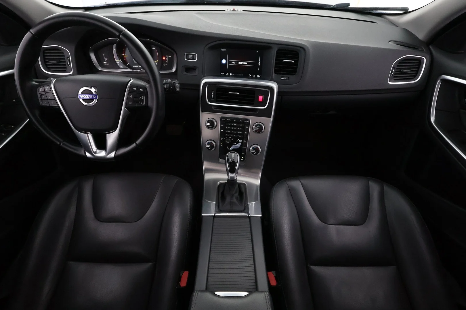Car Image - 1k9Y3kE85QU2mg2N5uxWPR