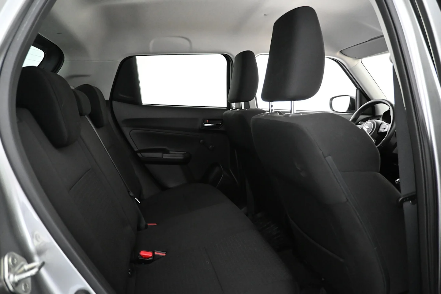 Car Image - 5wceKbxtxAlvyMLo2duot9