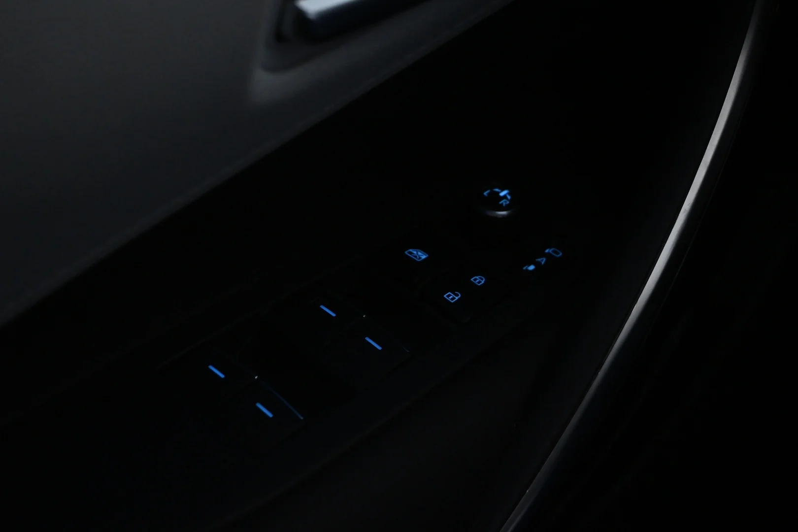 Car Image - 3MA4ACZvyUNNGXO9PeNb7z