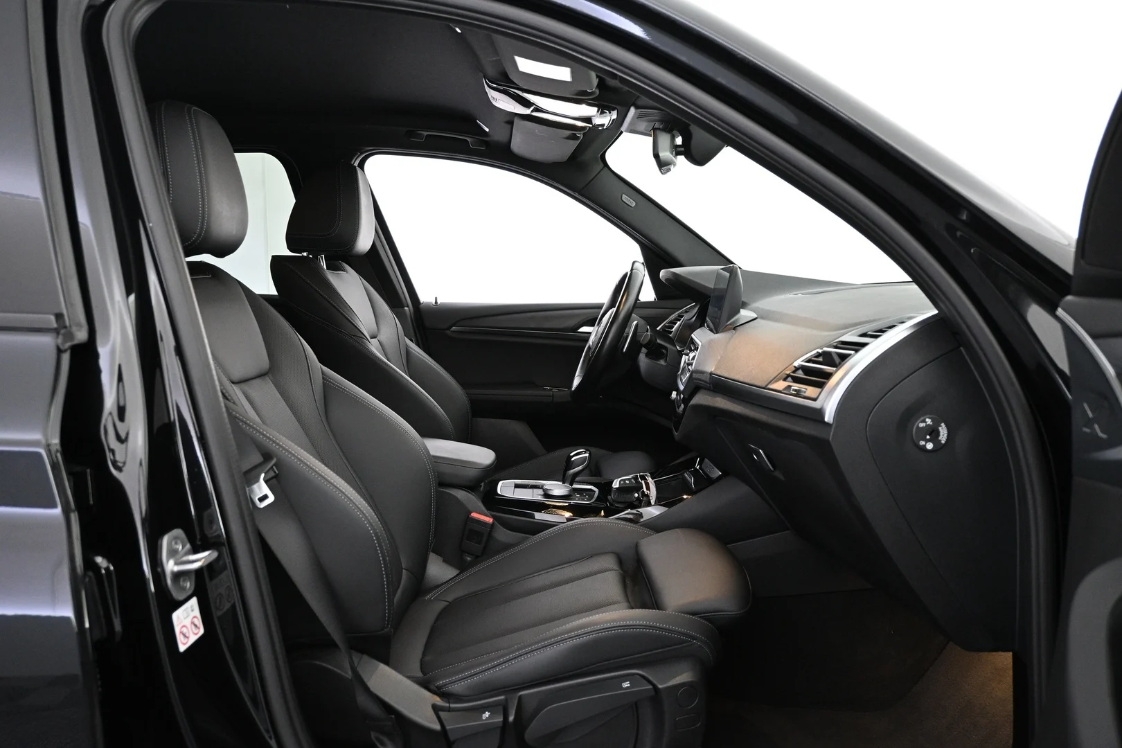Car Image - 4YVGLQjdnzr8HGCHdnaQCj