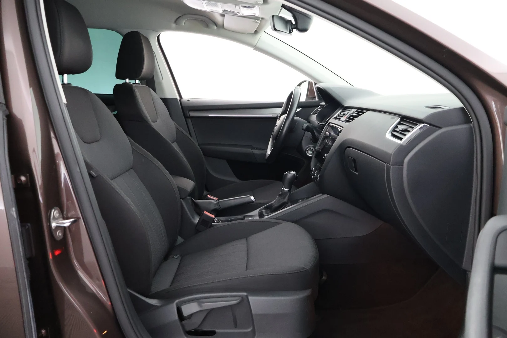 Car Image - fn9BFS38SKJxmYdHuAEc6