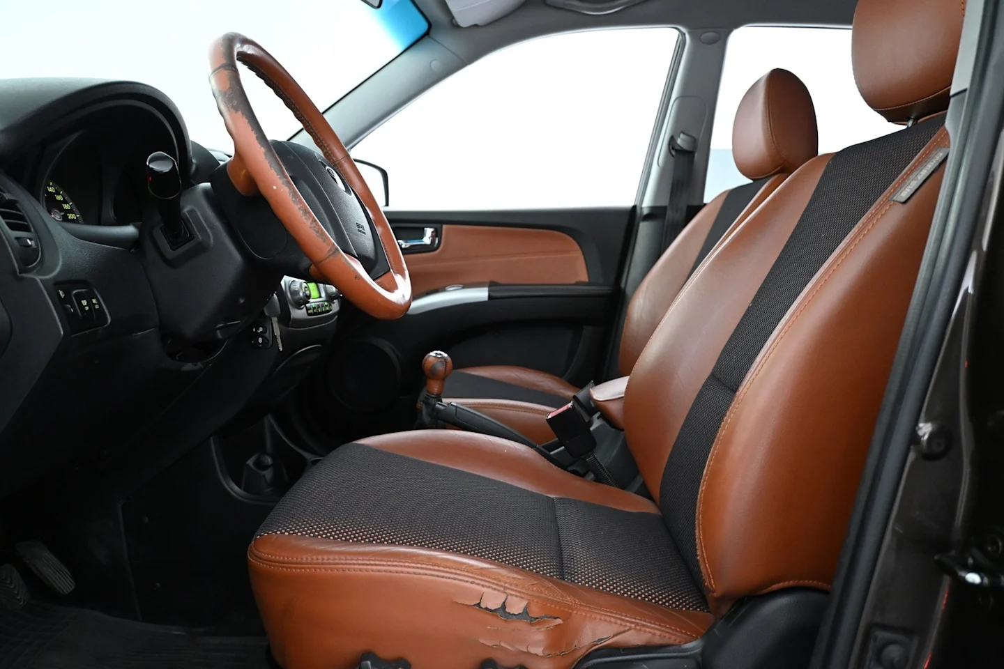 Car Image - 2sM7GPysRuugmp1dzuLX0S