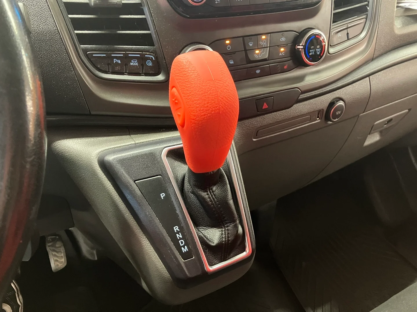Car Image - 1TEWVPTZGA9QLWOJOqLYeA
