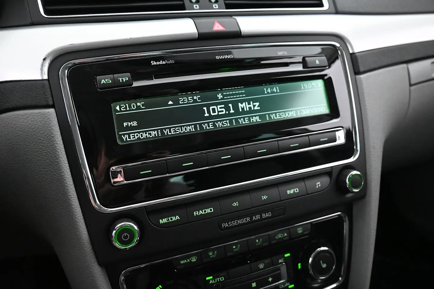 Car Image - 2UIM9TJ80thScPVWVtNHqn