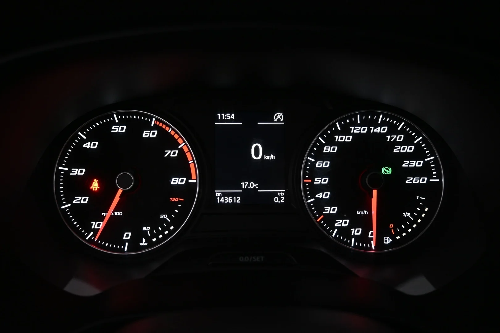 Car Image - 1qrsiY0tzcSMVQoyHjg4cR