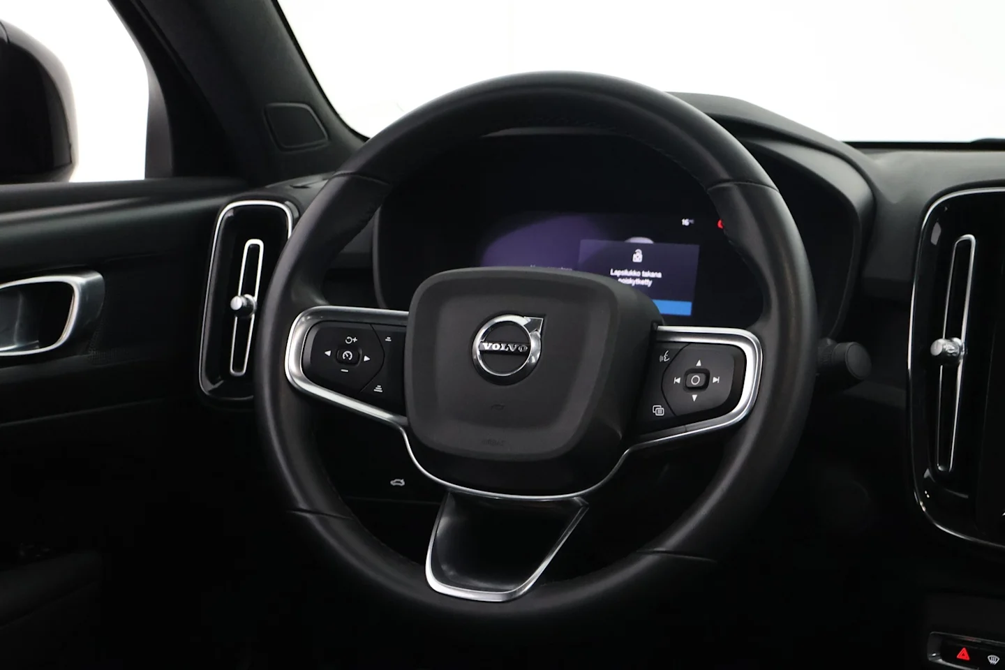 Car Image - 2WEjcSK5gfQeq9K0NFpatK