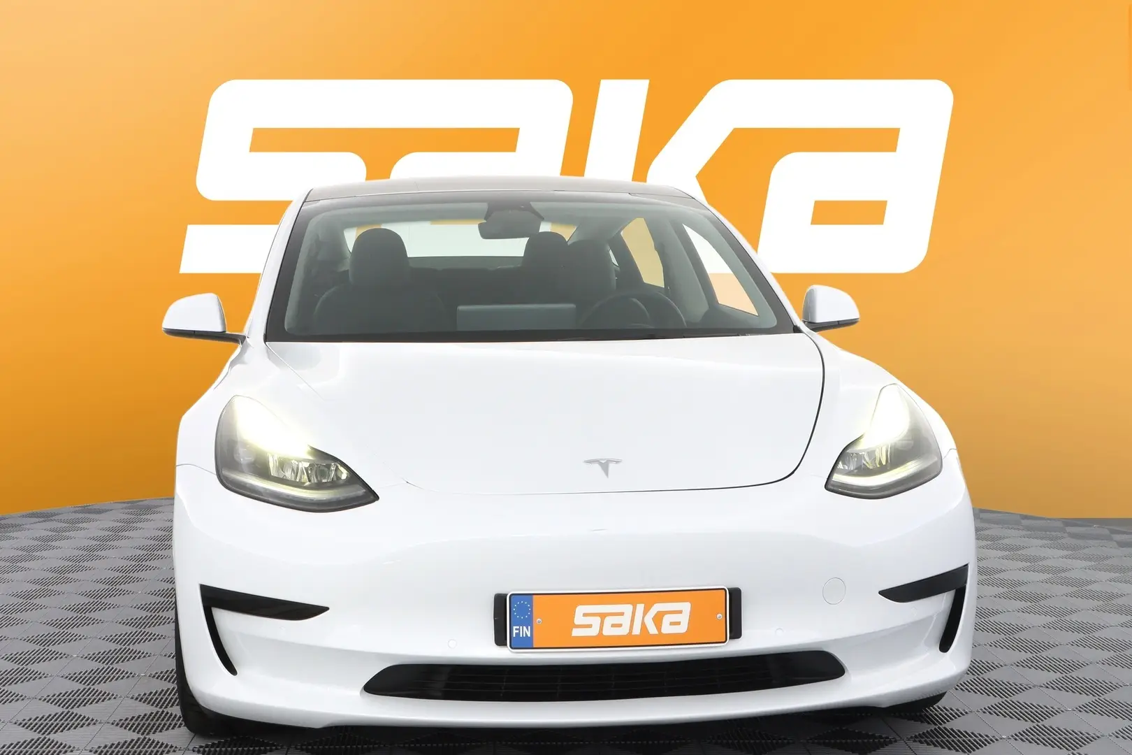 Car Image - 2e3Ry1XHOtoYVYozzNg5r