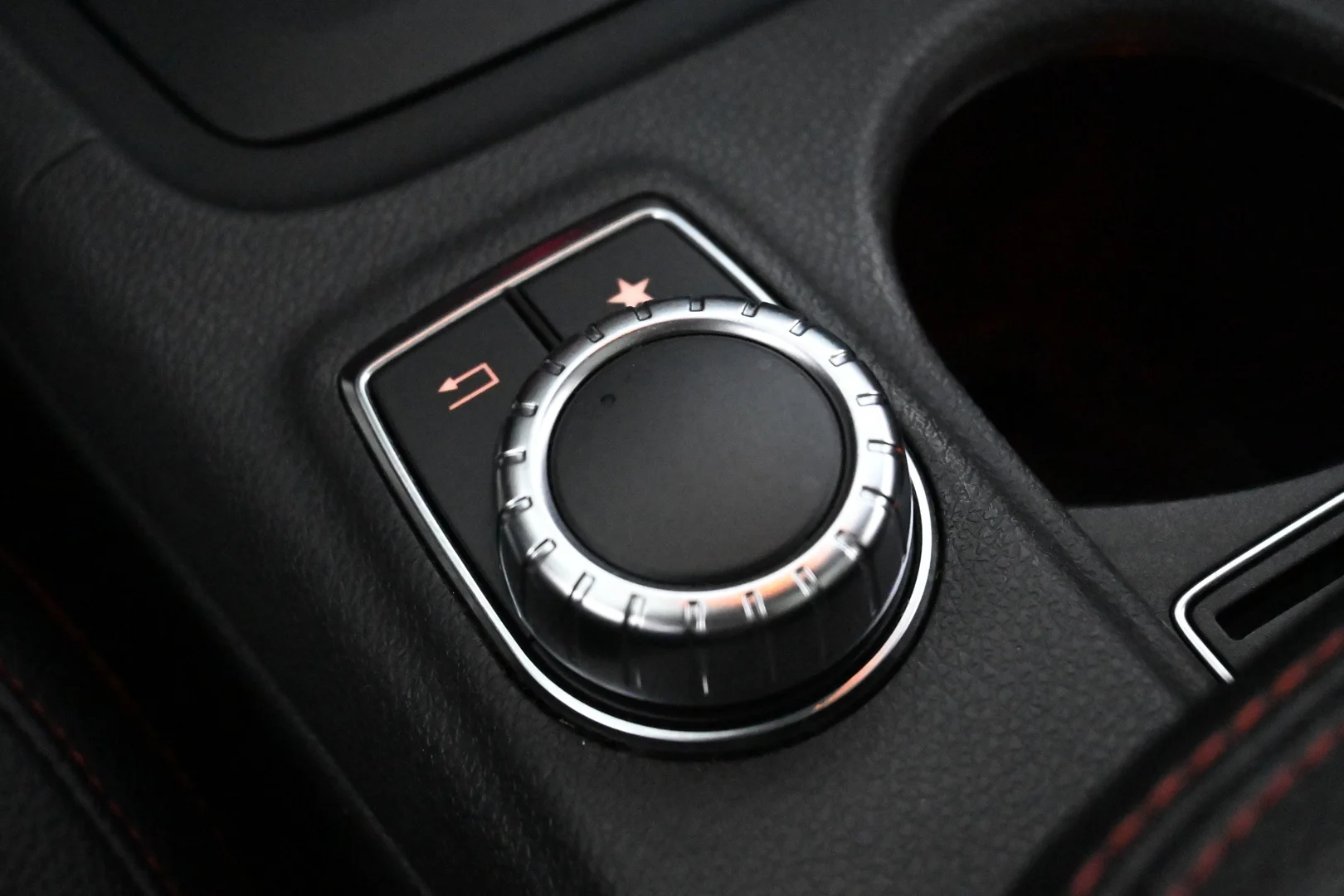 Car Image - 53VC5y9v5ghloNjKO8vSbp