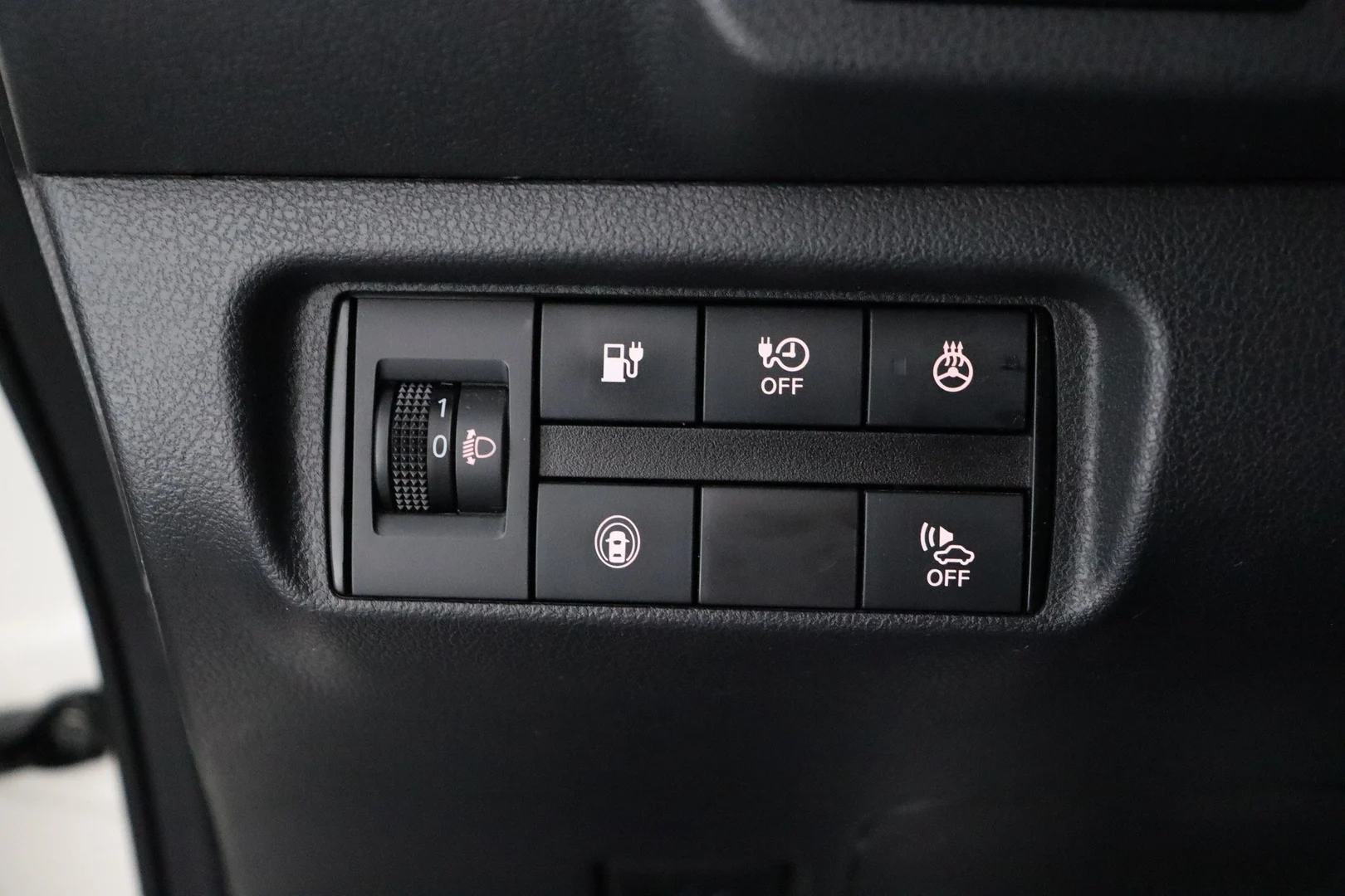 Car Image - 6w7SFQ6XcI1277KxJlTiOv