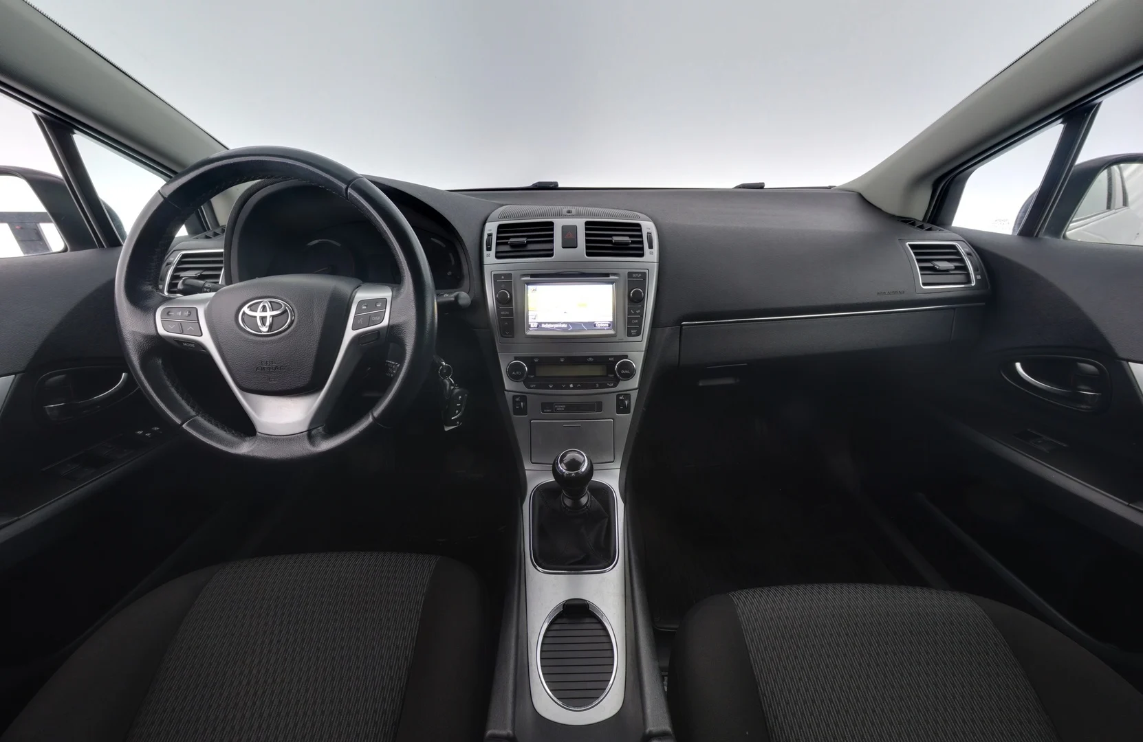 Car Image - 1NjIemOTeLSmUeL9CE1dx1