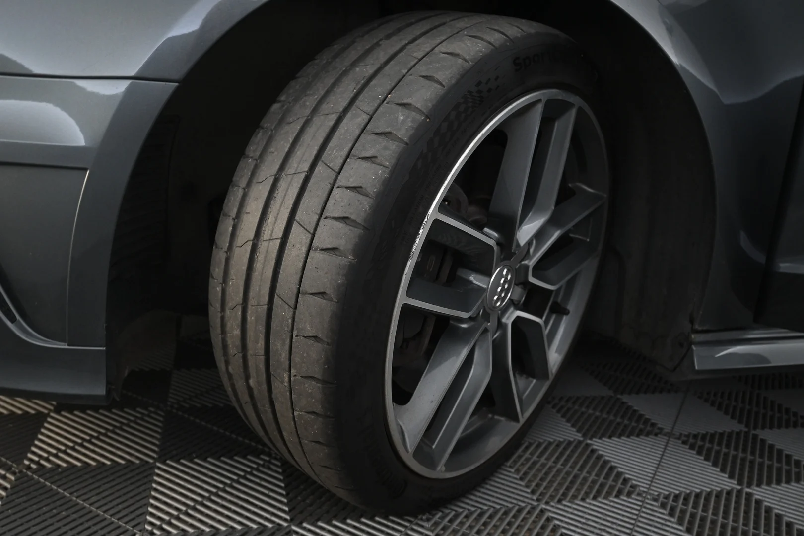 Car Image - 0DXtCc4vA5LU8N851pmfp