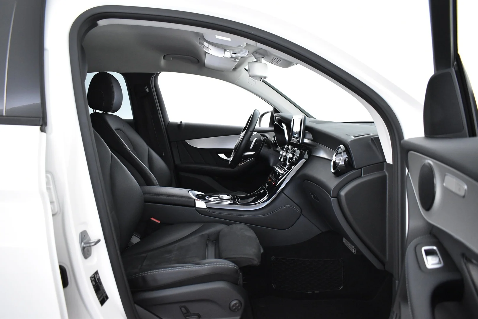 Car Image - 15VFgCm53a0Q9h3qtZnmO6