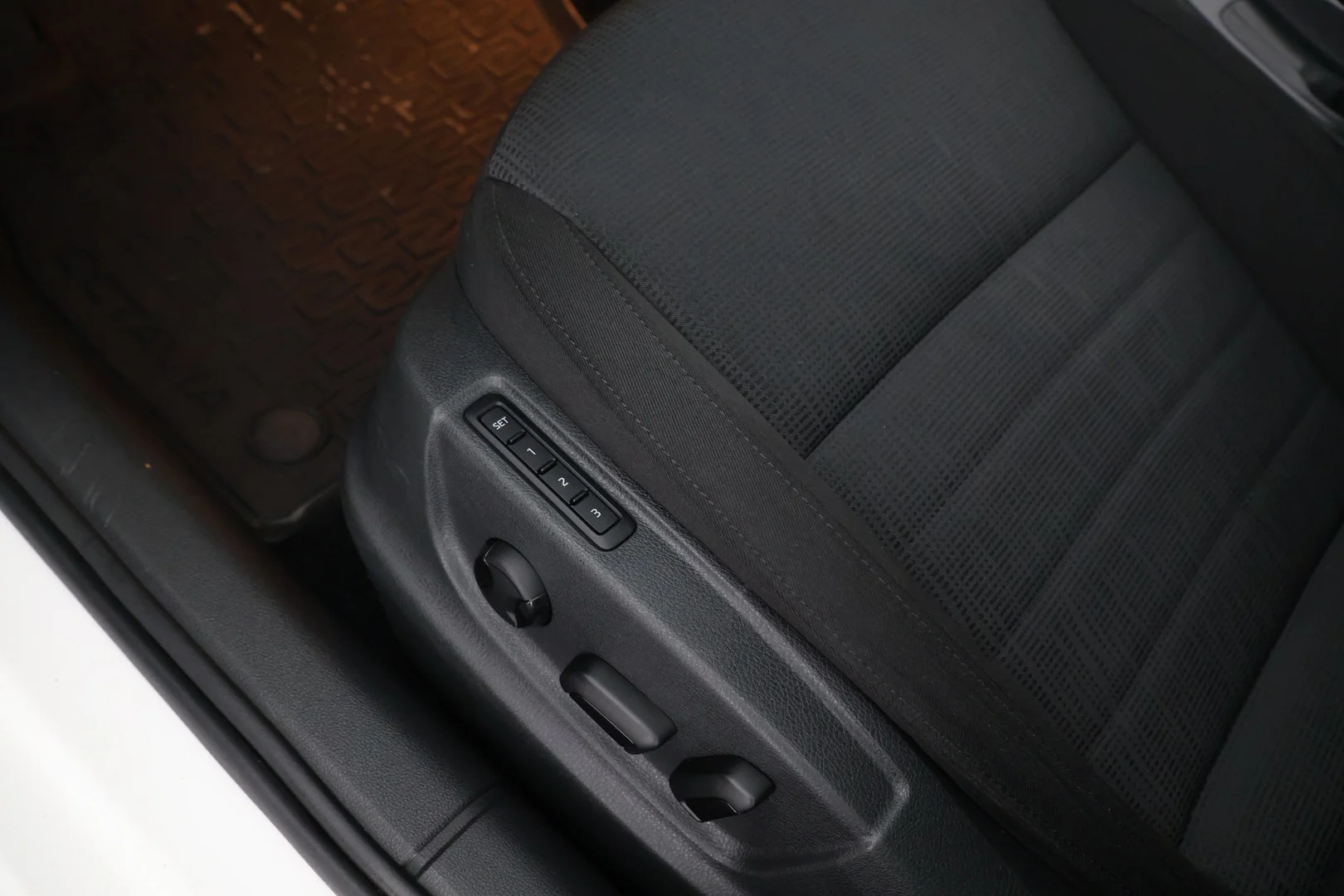 Car Image - 5ekB0ufms4yAJPWe50Z1uF