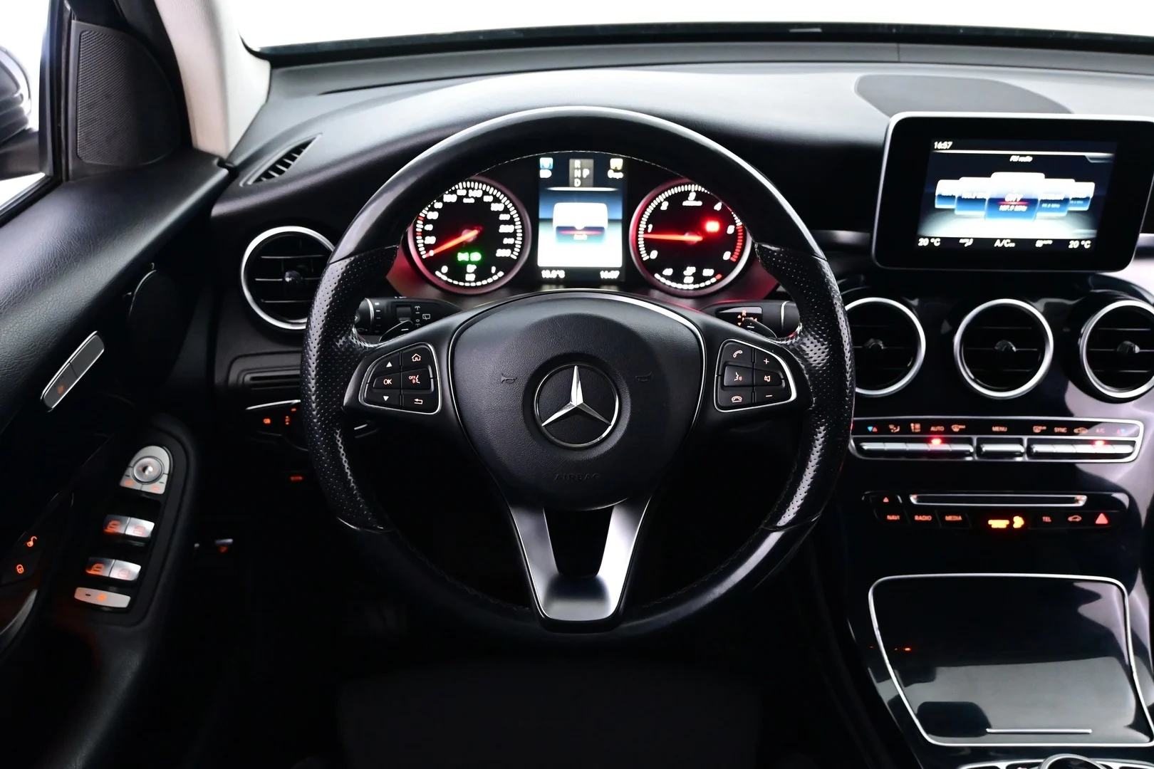 Car Image - 7jJPBiuL32h0RpmhNes7sJ