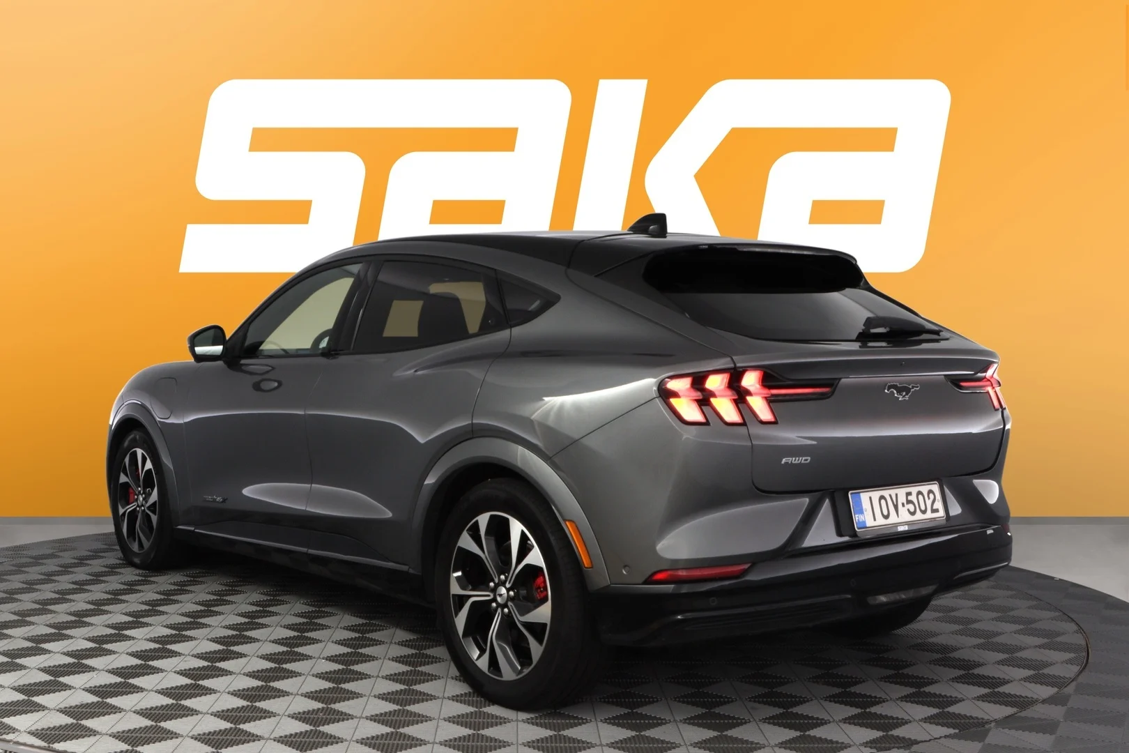 Car Image - 1gWGbEtB7a4UhqADKxf2Tz