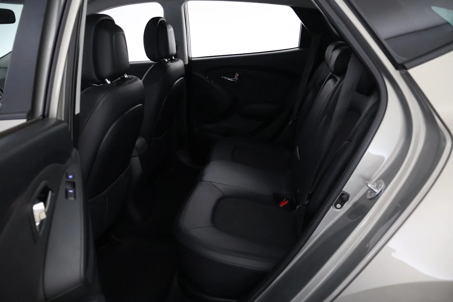 Car Image - 16QUKA8XfvrEdqsiJTGS4D