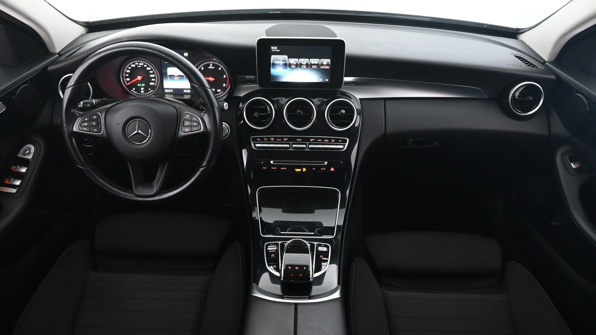 Car Image - 29gxRPuUmjo5uTQ8AV6WNf