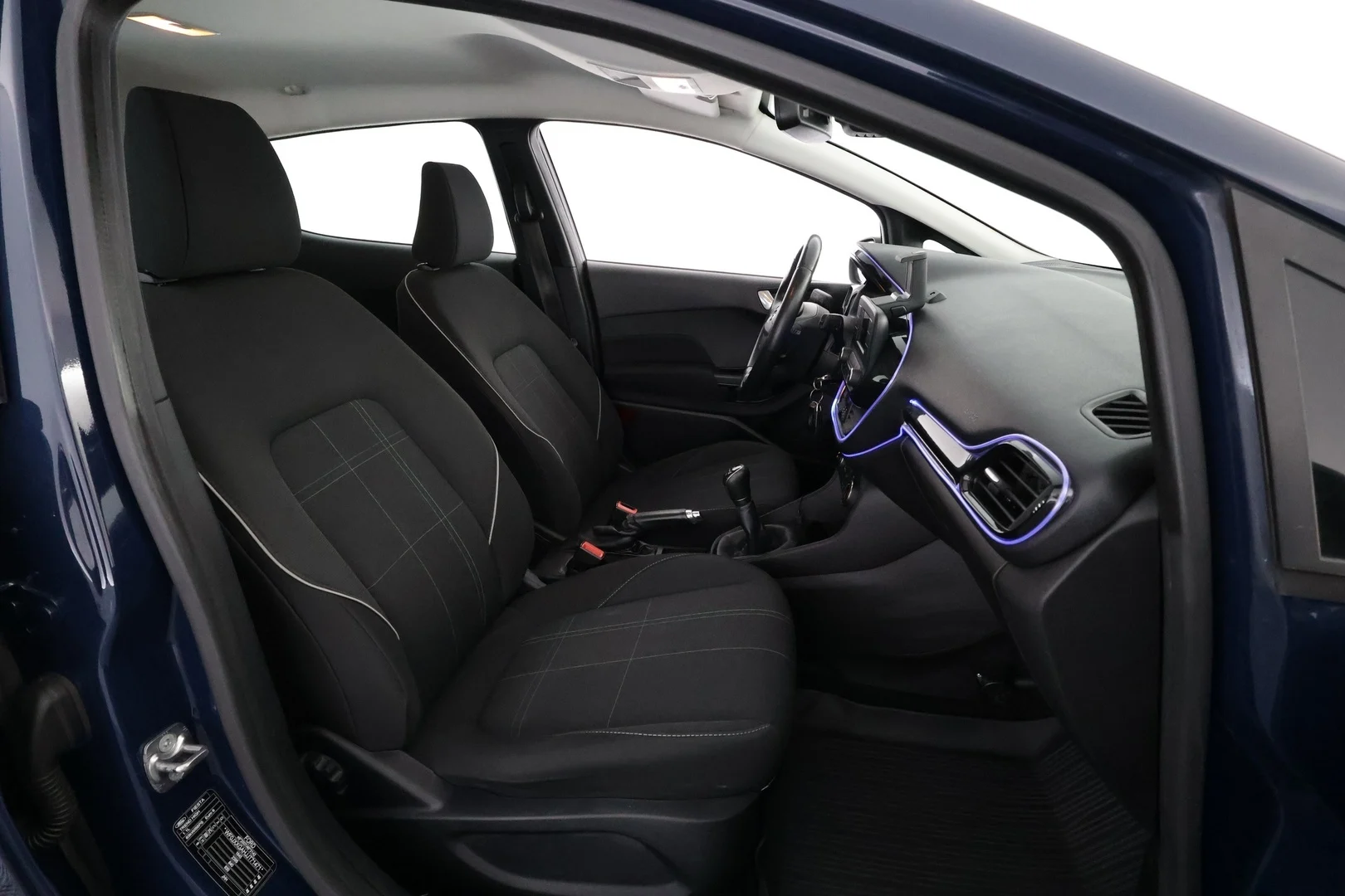 Car Image - 3RY55FYqWoAlayiqUD1jDD