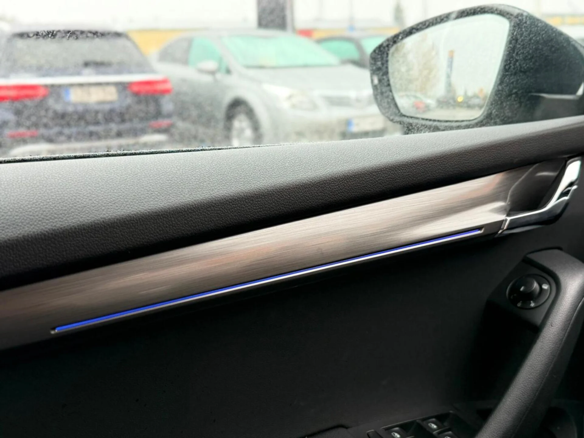 Car Image - 5d3264FXrE3HW1n1FRSTL