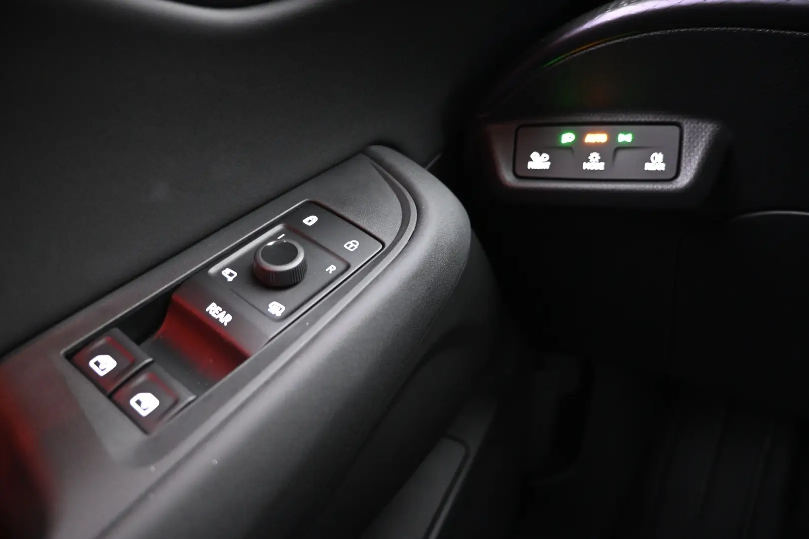 Car Image - 5wHEBGfOLMkPpcKk0Oi01V