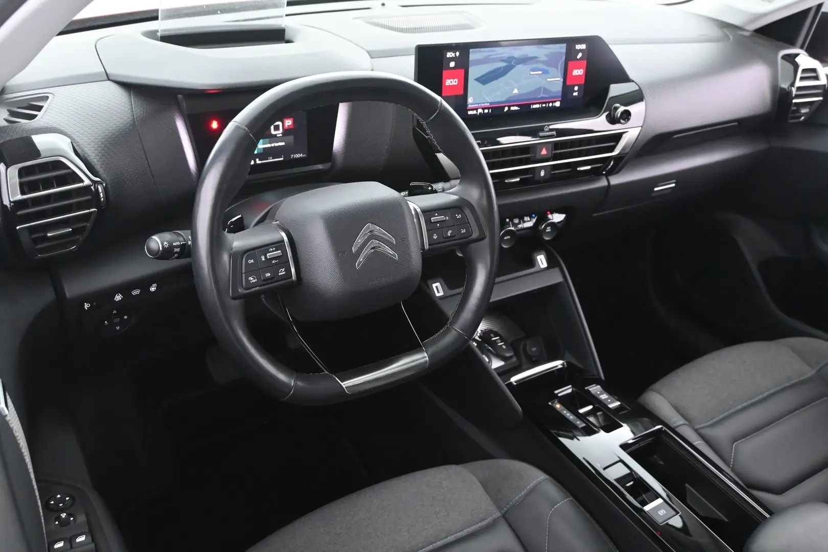 Car Image - 6nxhXjsJUj2GJVV0MPlGuC