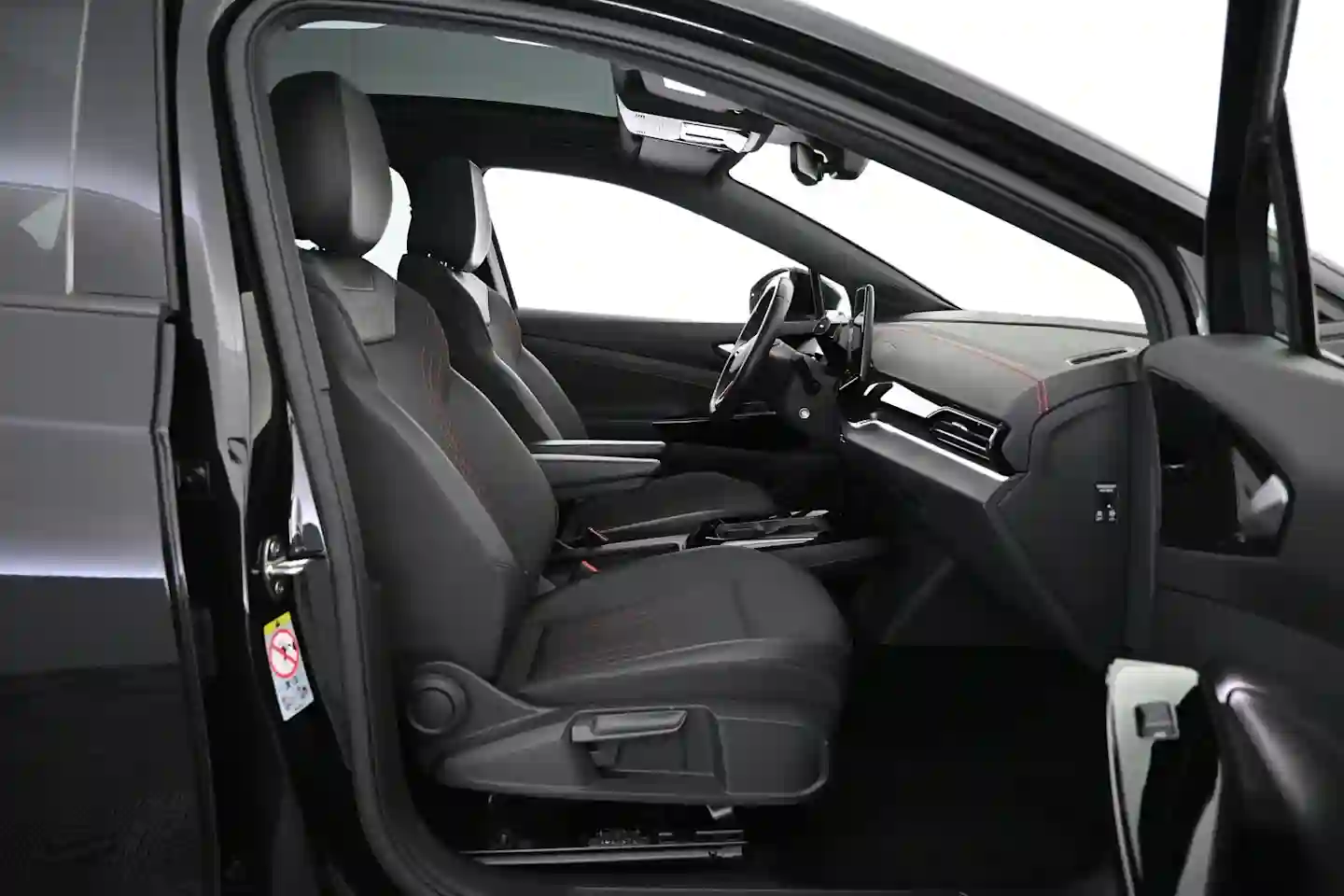Car Image - 5dTilPMKGnwsakyyAzVco8