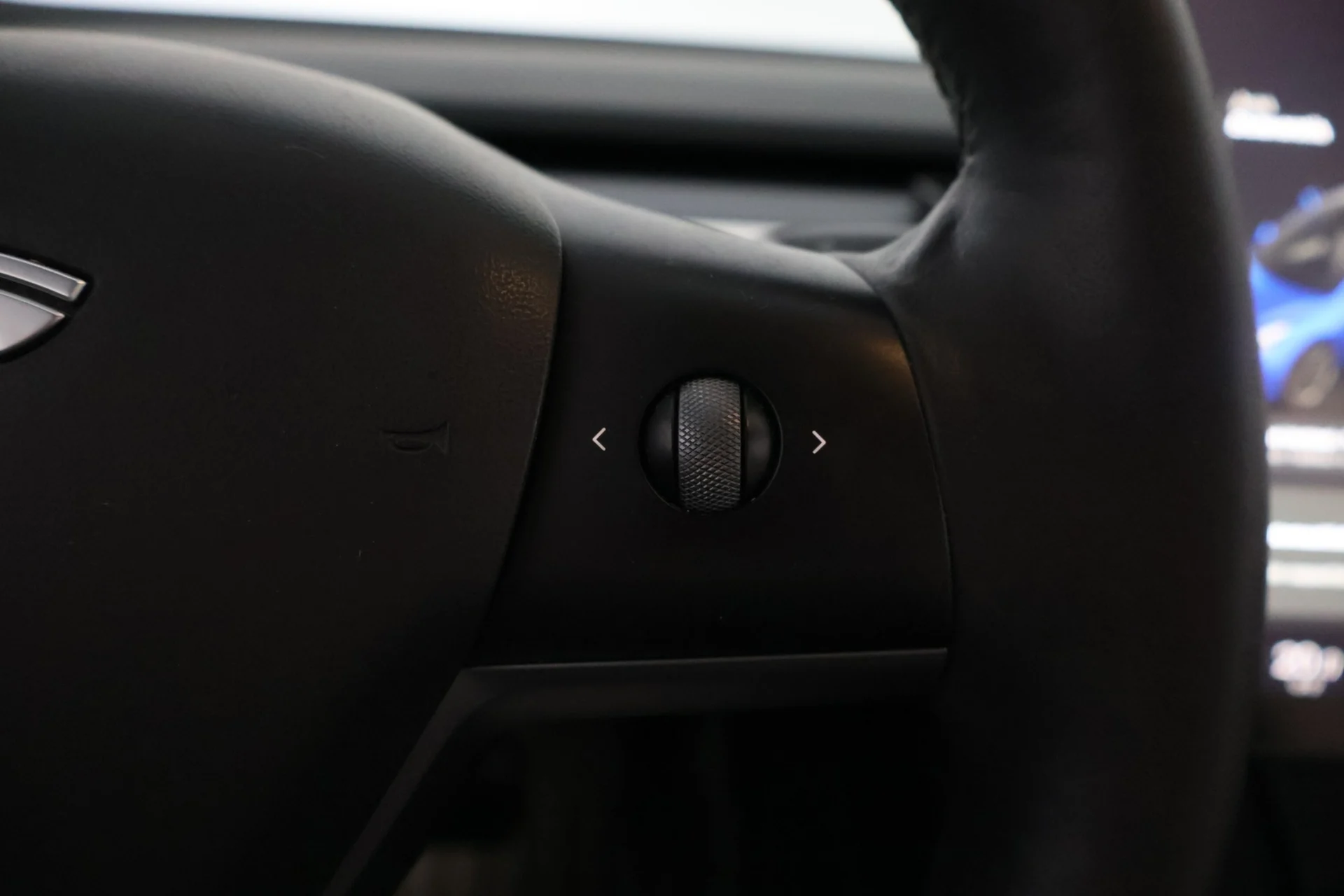 Car Image - 4pOolRI4GuLZWAP2MOq9qF