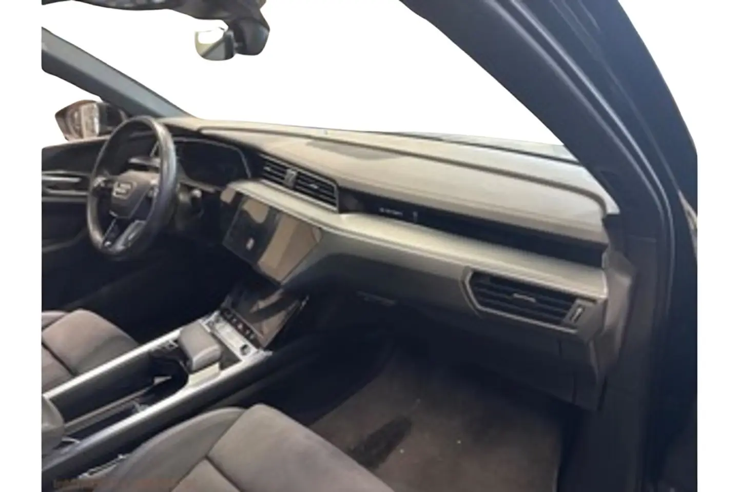 Car Image - 3dGq4afDKohLl7THAlBOAW