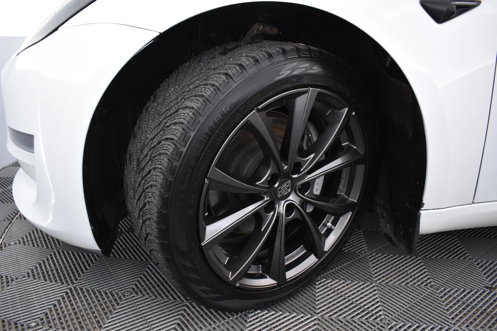 Car Image - 3EDgXyyV5KWLQ7uhy7PRgR