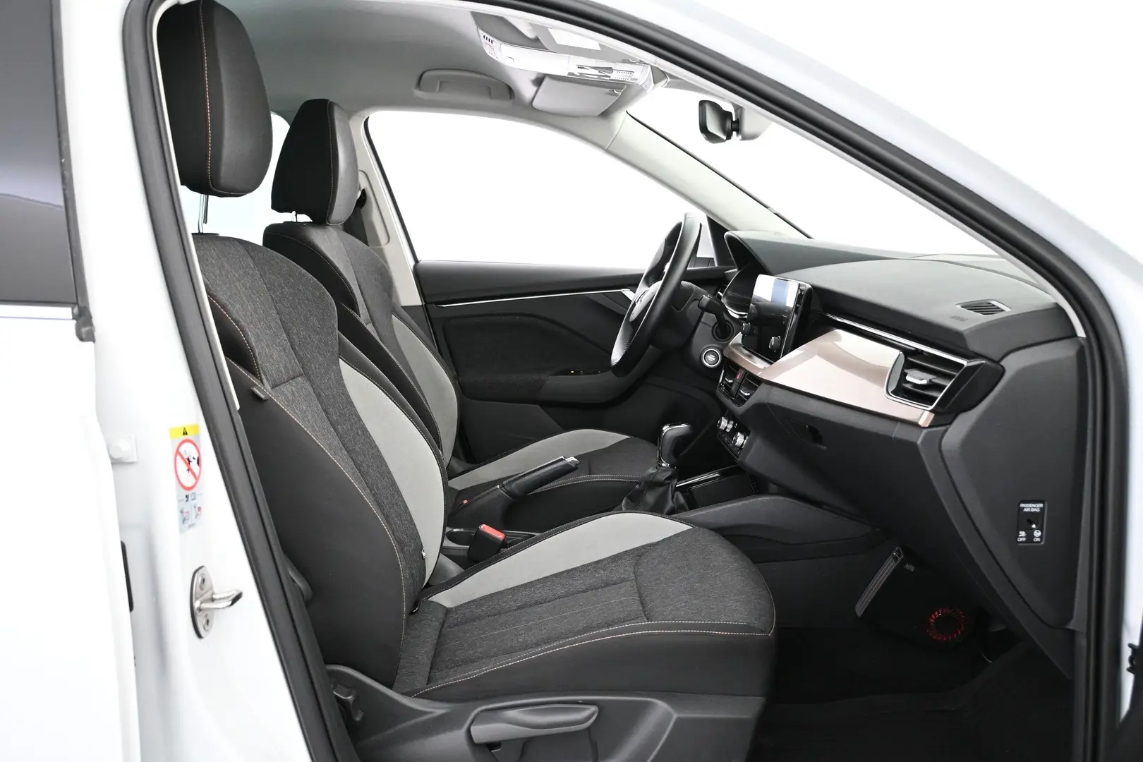 Car Image - 6XALRK9QNwwQRCgyroRArc