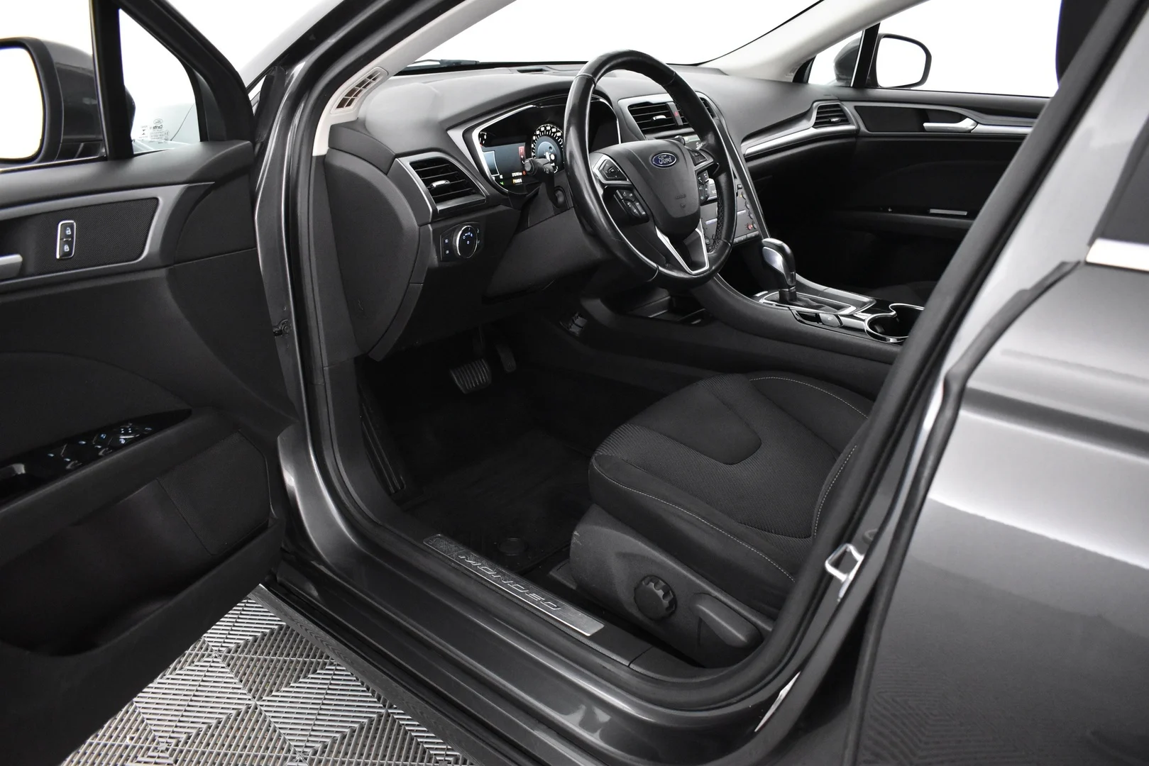 Car Image - 4LHcuaO0WqA34ixJ3VGidy