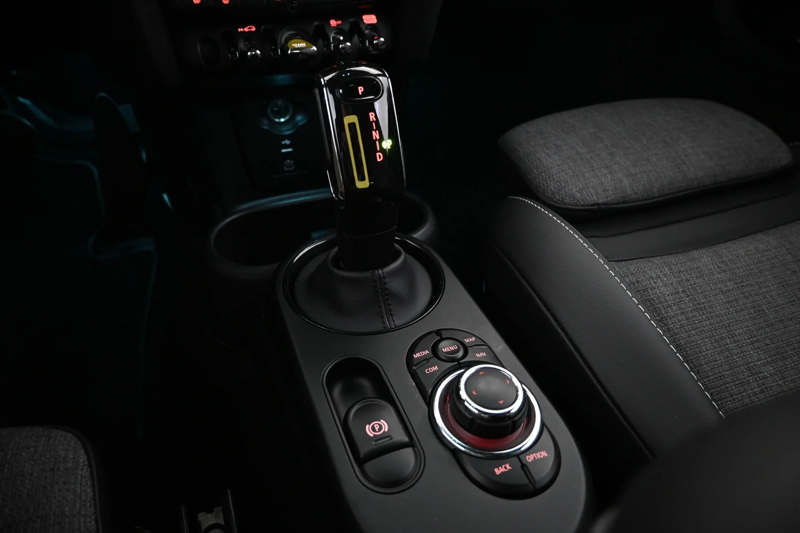 Car Image - 45OPBfruCMgChEO0xLj02P