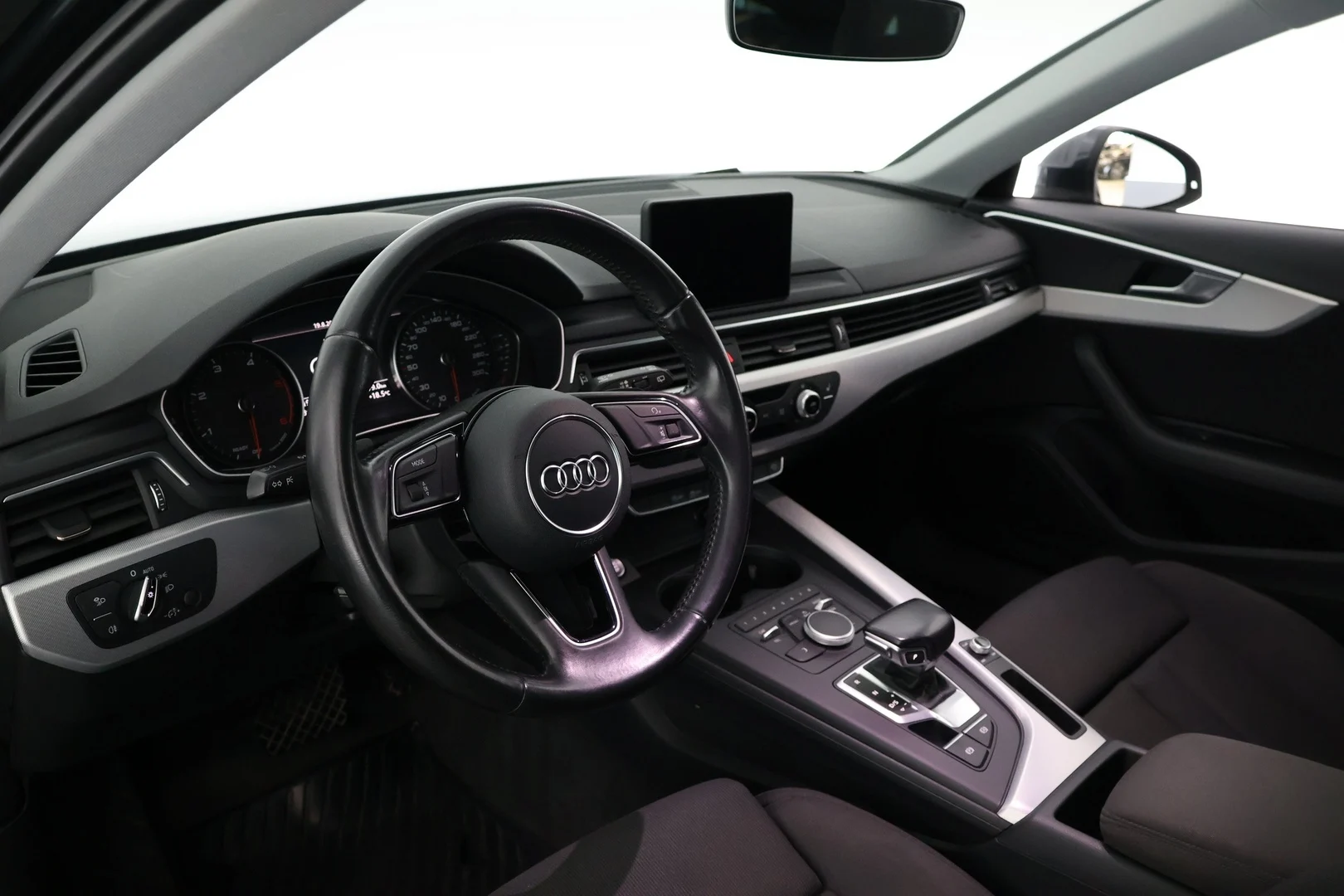 Car Image - 7FfGMITl1e5G8HbzKXzMoQ