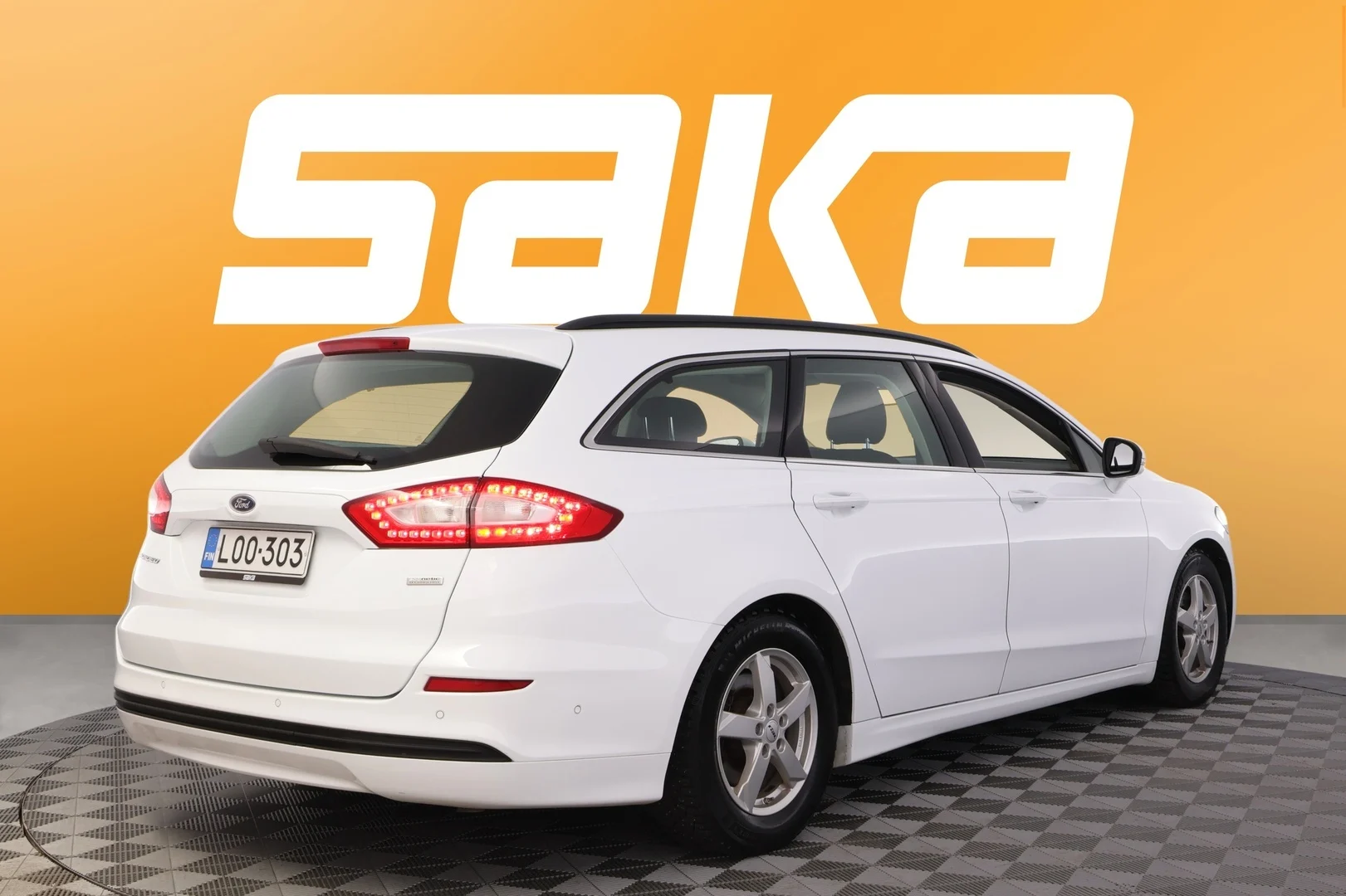 Car Image - 4fc0iPbRyAx8ZfQMAq1U3i