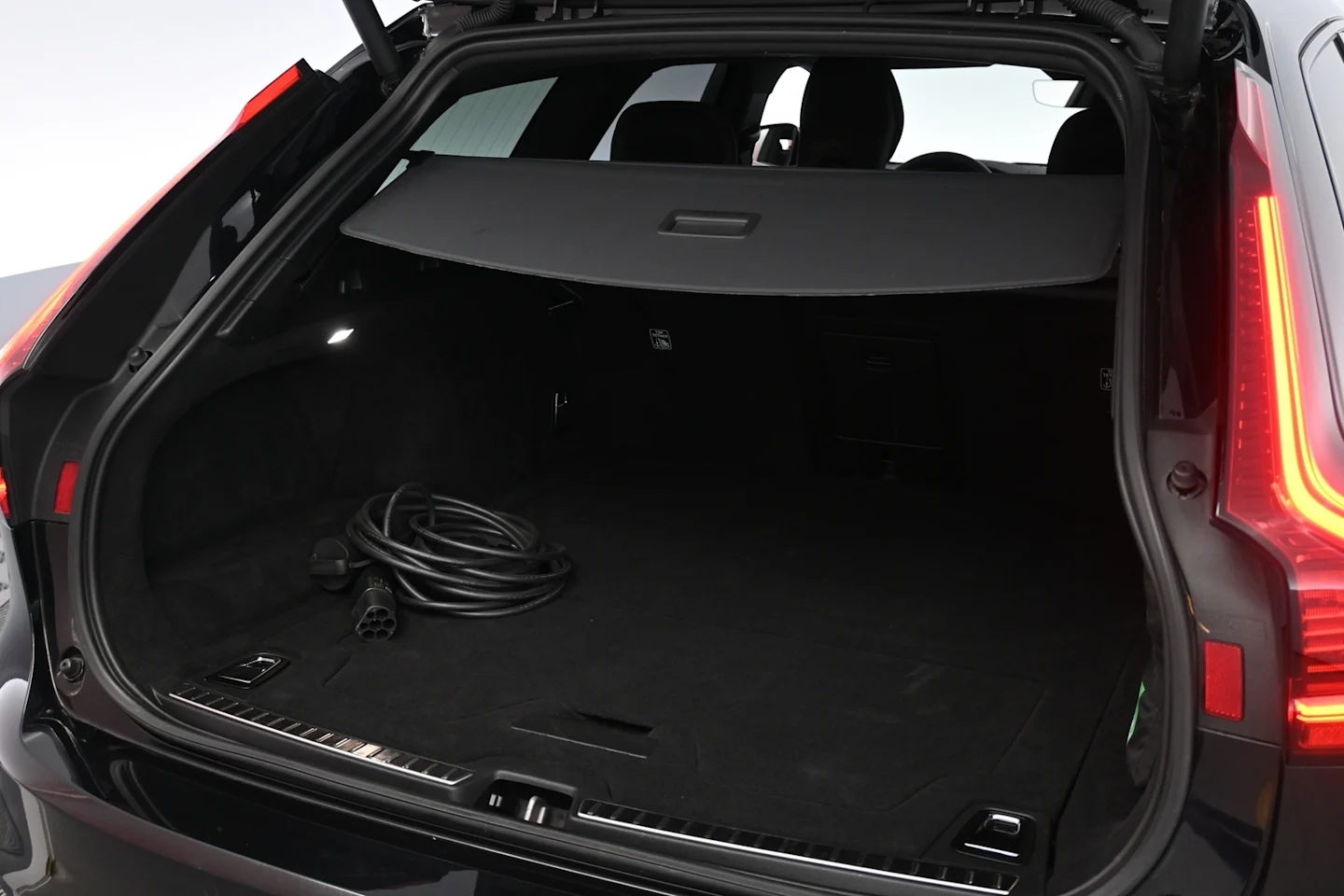 Car Image - JiYb3yCHr5FIHBkRVSms8