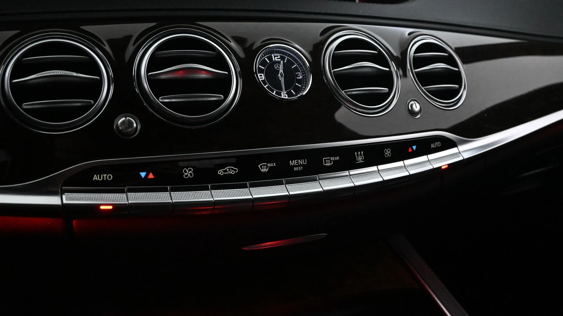 Car Image - 48T8perl5MVLeDAVXkf39r