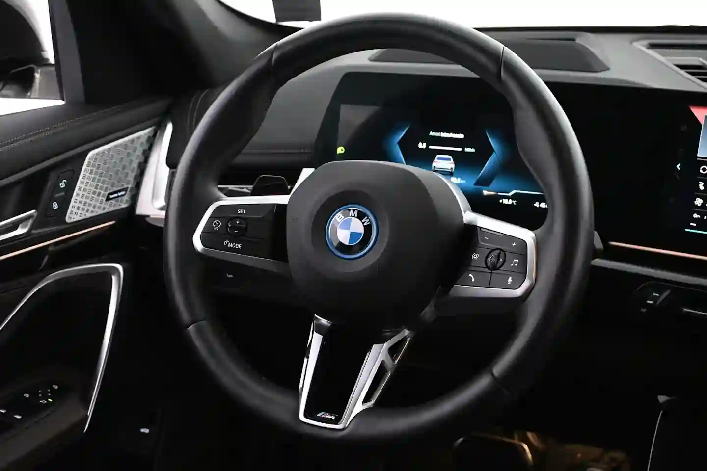 Car Image - 12JlXNuBvzFuqh9KMbnke6