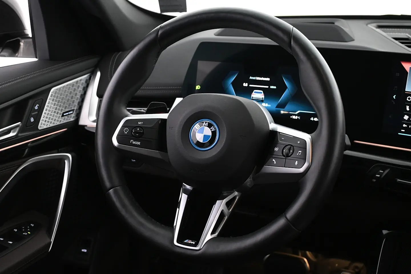 Car Image - 12JlXNuBvzFuqh9KMbnke6