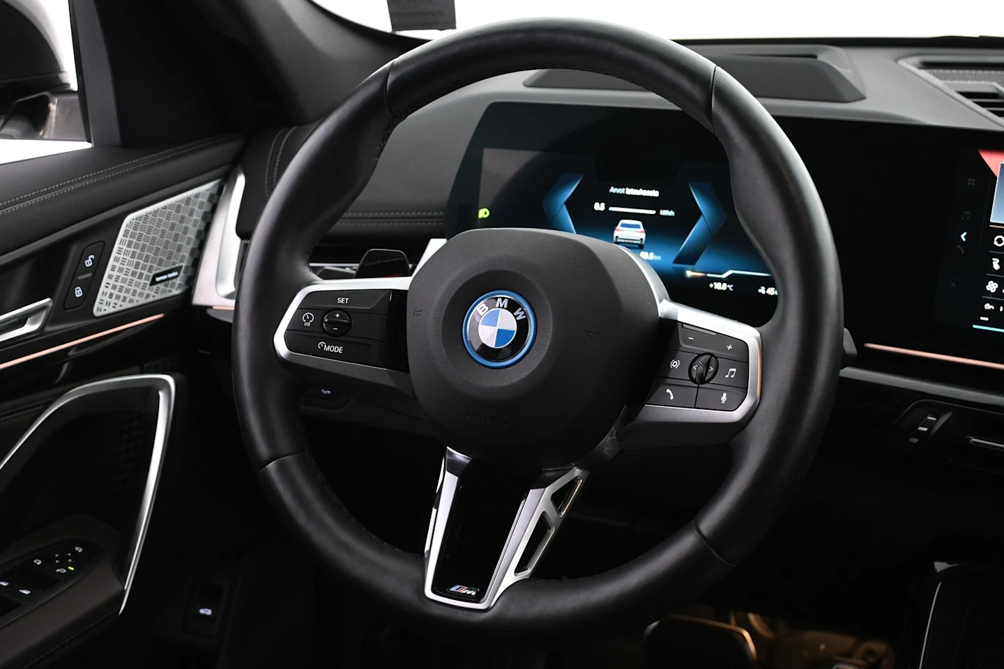 Car Image - 12JlXNuBvzFuqh9KMbnke6