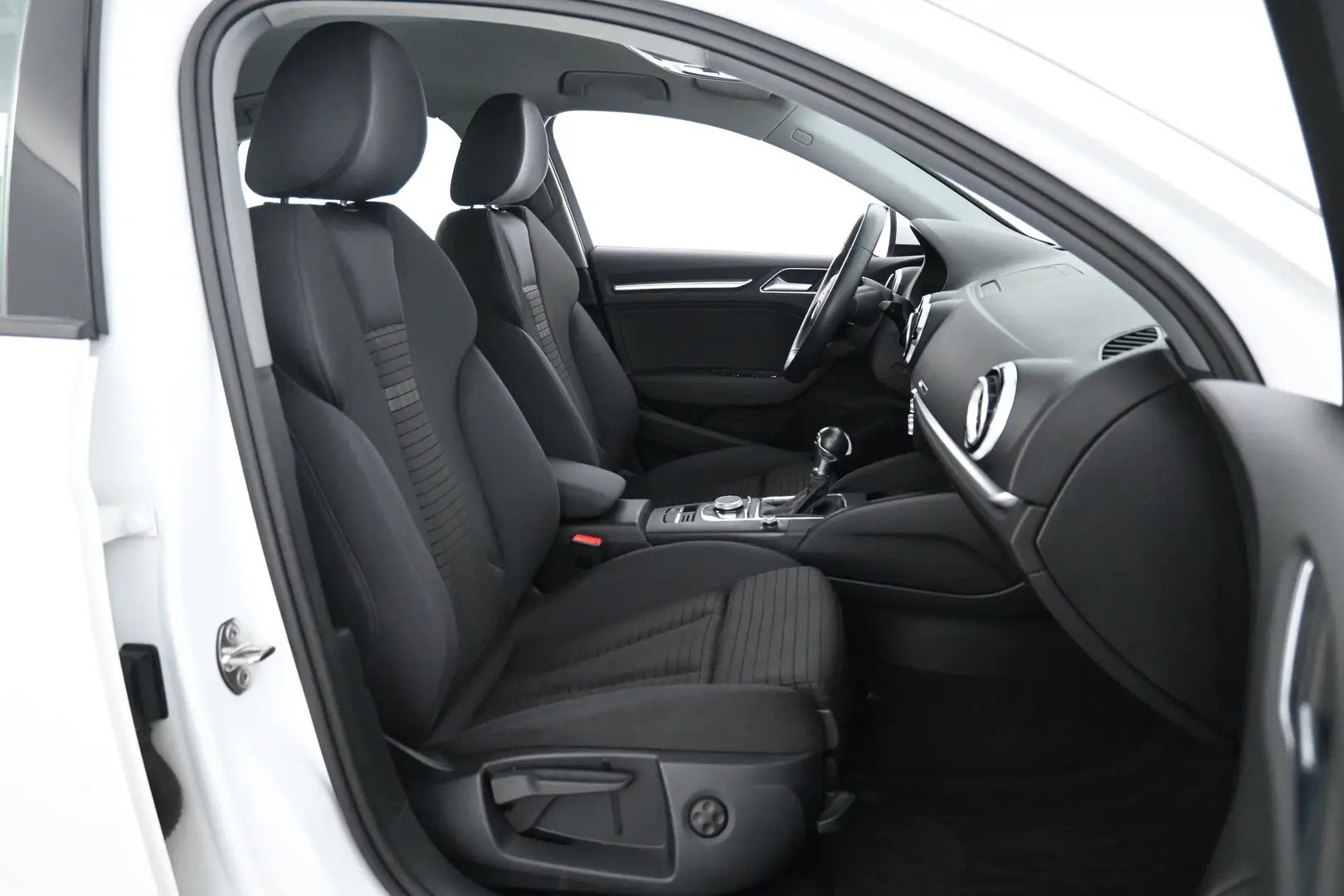 Car Image - 3f8H4Skjkqd7pJUcOkhssB