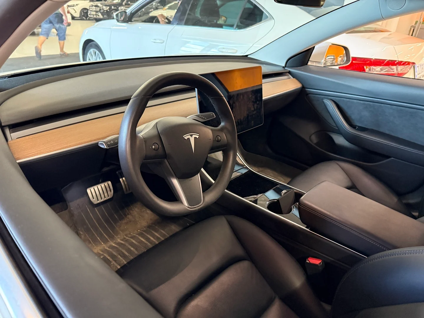 Car Image - 32FuDs8WXtUvDZjL1iwQR6