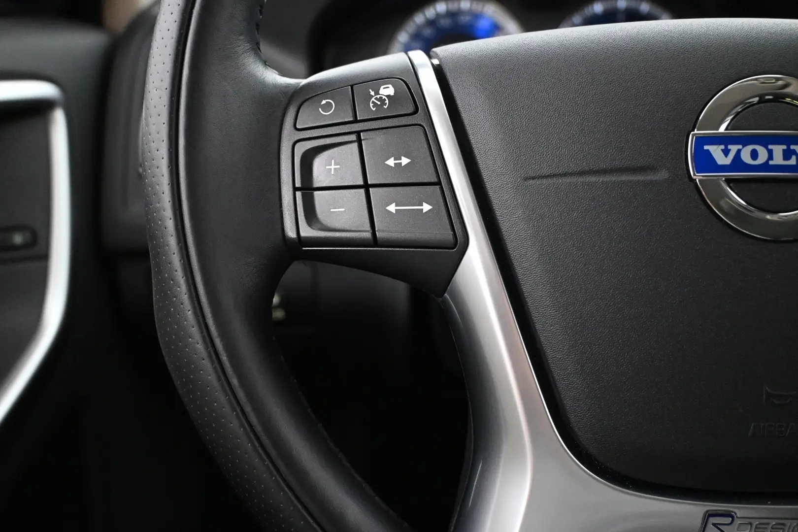 Car Image - 1ouhJNuYantcn0eC7Wdbrf
