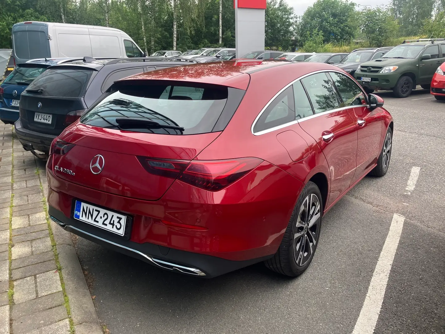 Car Image - 4qaENebTkL3GN2ZrSKG2Sg